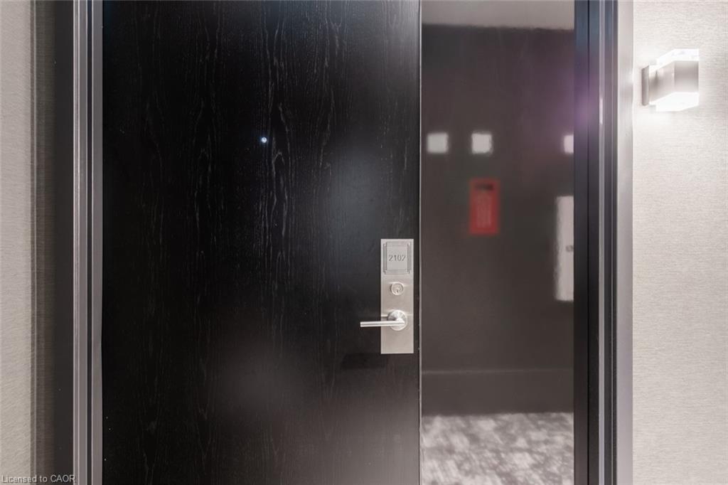 2102-2007 James Street, Burlington, ON - Indoor