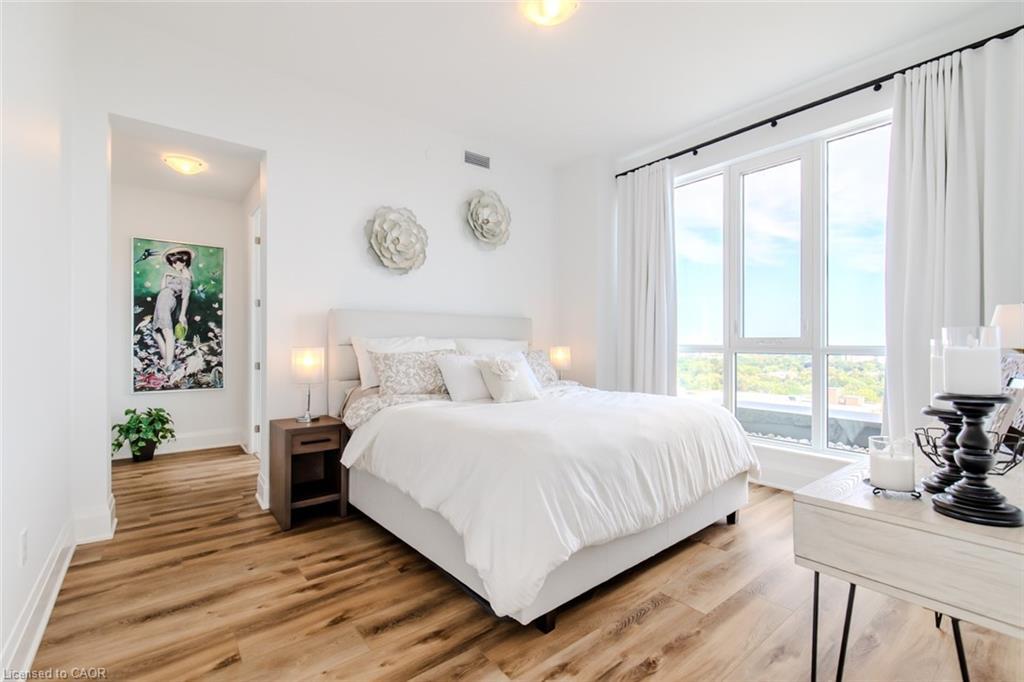 2102-2007 James Street, Burlington, ON - Indoor Photo Showing Bedroom