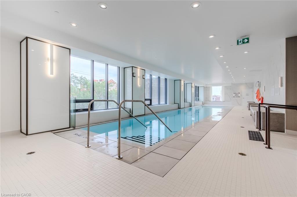 2102-2007 James Street, Burlington, ON - Indoor Photo Showing Other Room With In Ground Pool