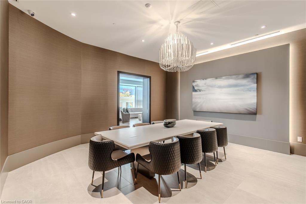 2102-2007 James Street, Burlington, ON - Indoor