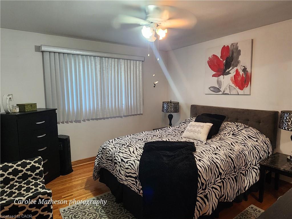 130 Balmoral Drive, Brantford, ON - Indoor Photo Showing Bedroom