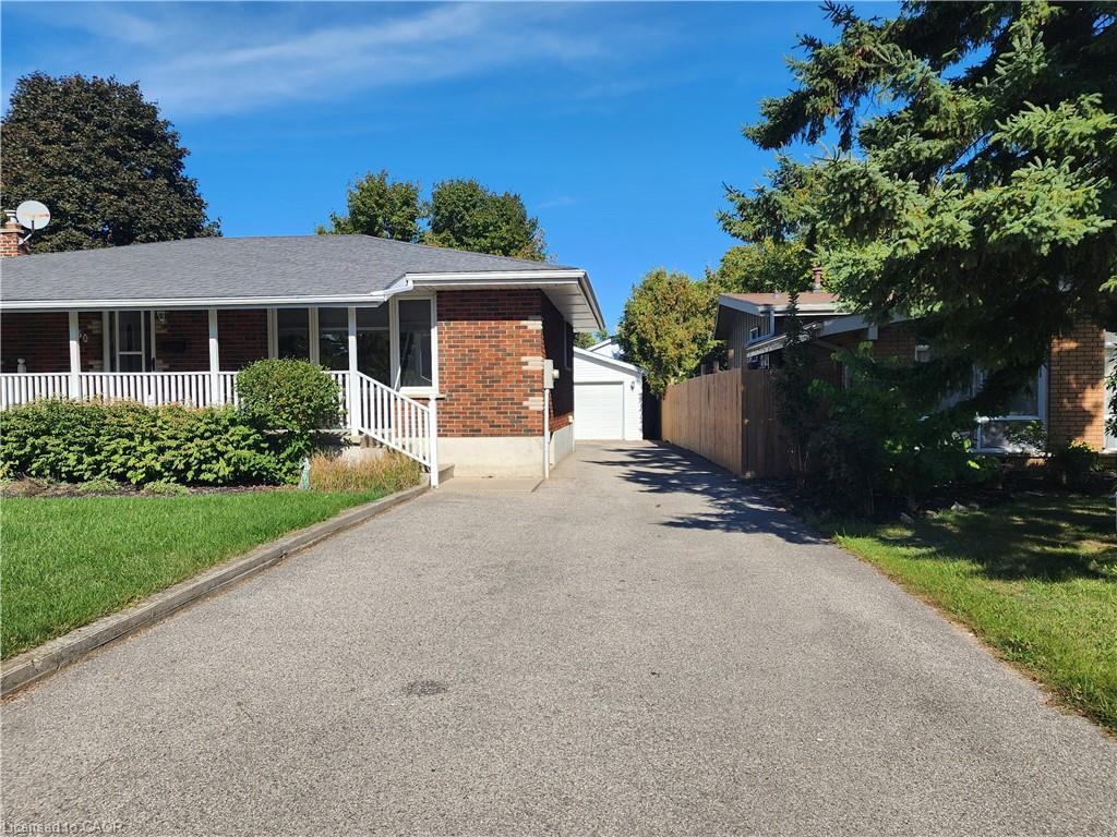 130 Balmoral Drive, Brantford, ON - Outdoor With Deck Patio Veranda