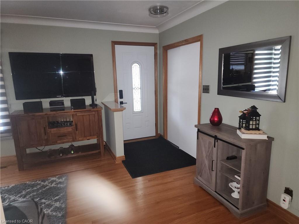 130 Balmoral Drive, Brantford, ON - Indoor Photo Showing Other Room