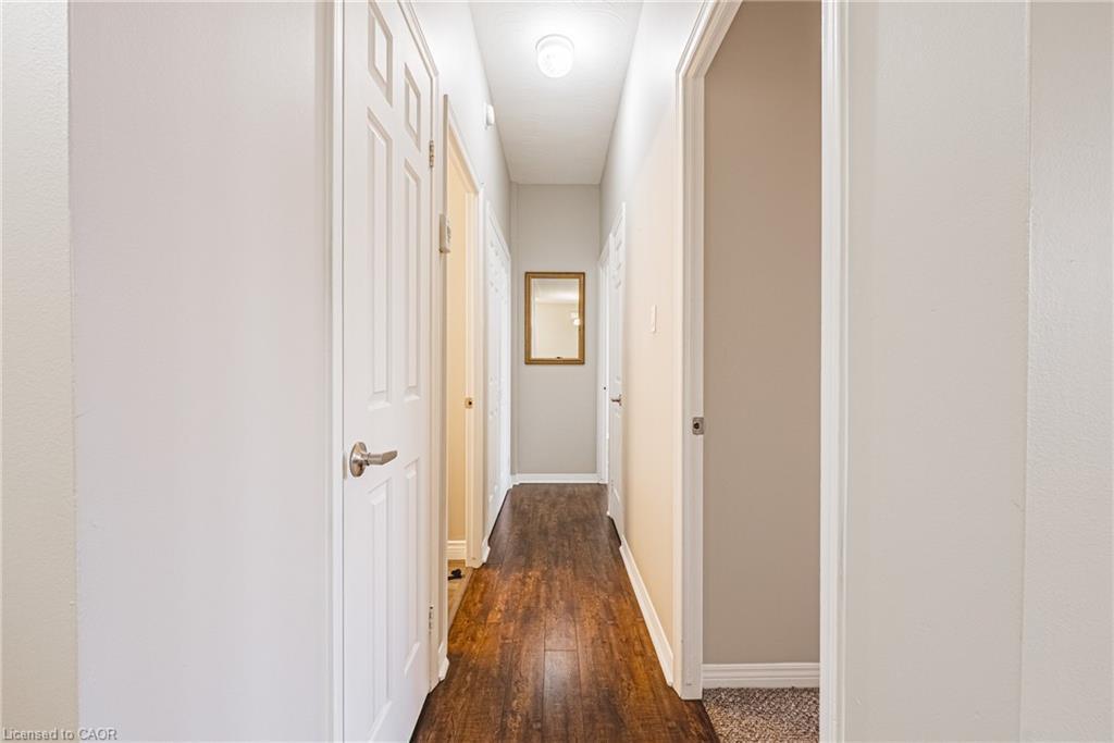 104-30 Harrisford Street, Hamilton, ON - Indoor Photo Showing Other Room