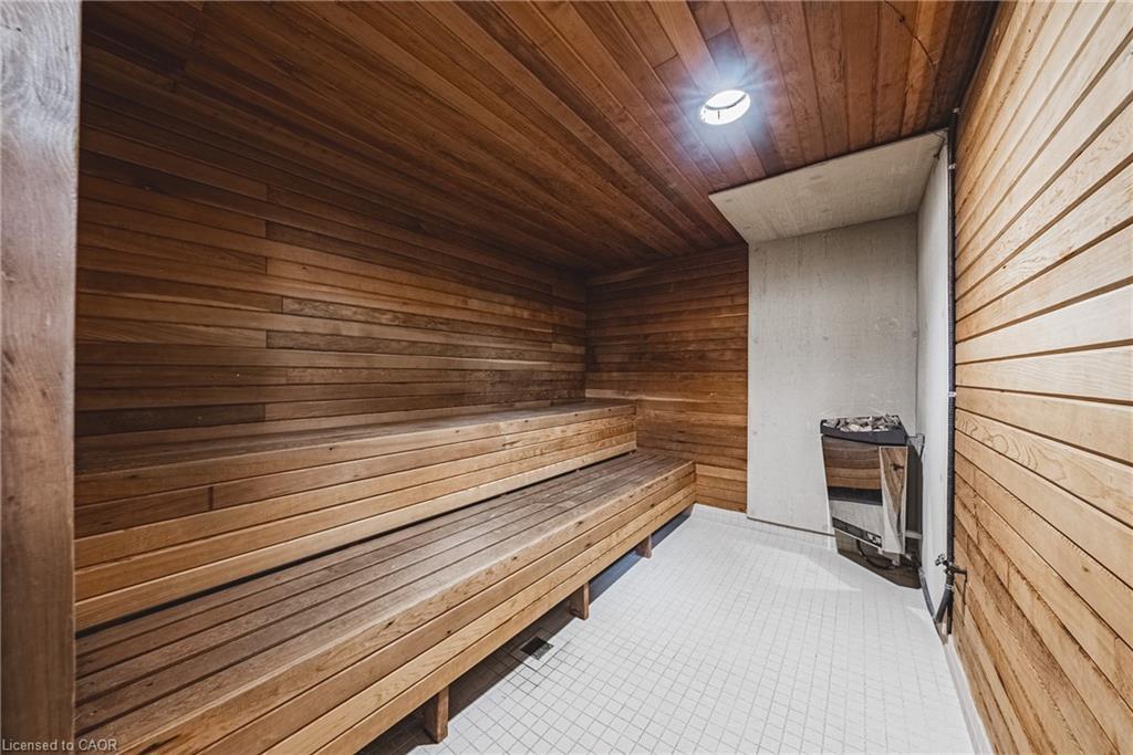 104-30 Harrisford Street, Hamilton, ON - Photo Showing Other Room