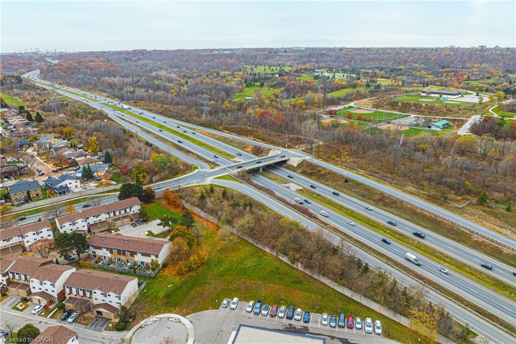 104-30 Harrisford Street, Hamilton, ON - Outdoor With View