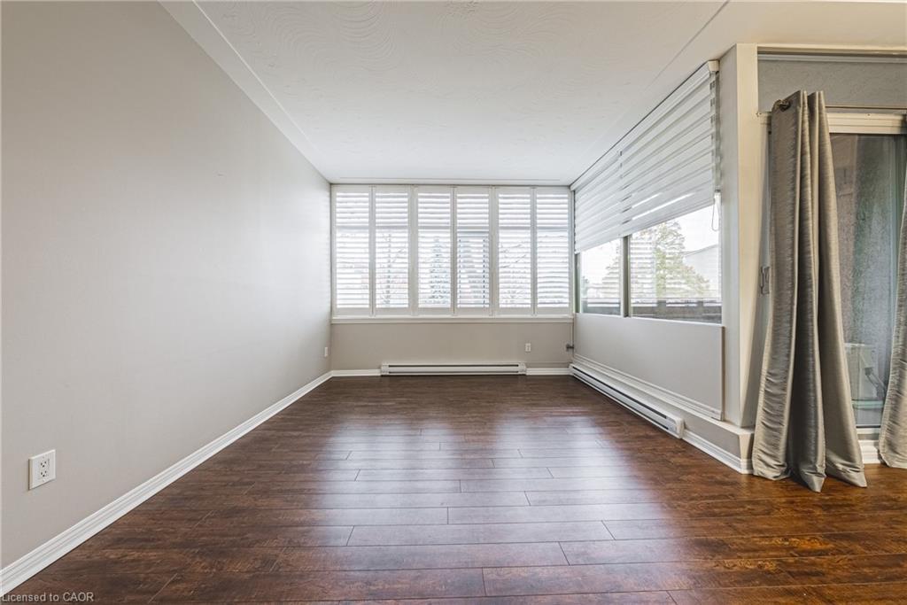104-30 Harrisford Street, Hamilton, ON - Indoor Photo Showing Other Room