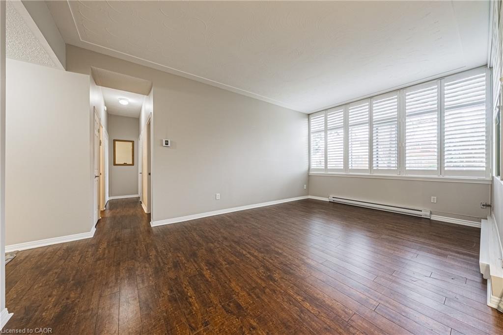 104-30 Harrisford Street, Hamilton, ON - Indoor Photo Showing Other Room