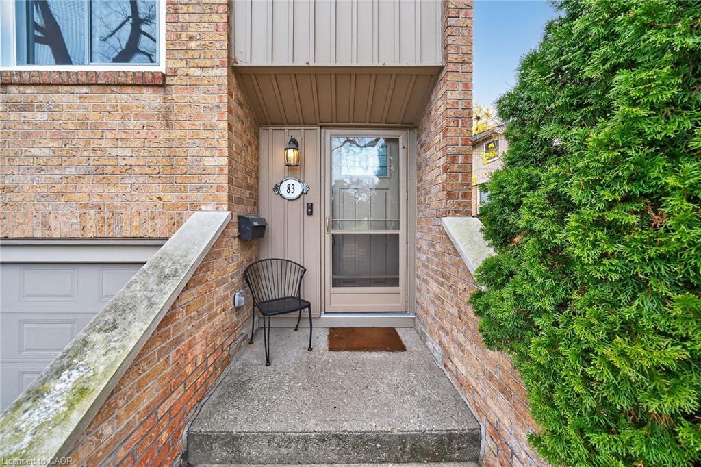 83 Fonthill Road, Hamilton, ON - Outdoor