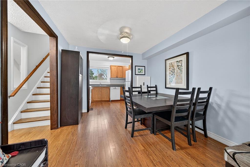 83 Fonthill Road, Hamilton, ON - Indoor Photo Showing Dining Room