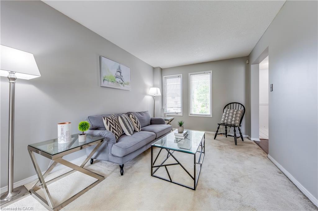 1157 Charminster Crescent, Mississauga, ON - Indoor Photo Showing Living Room