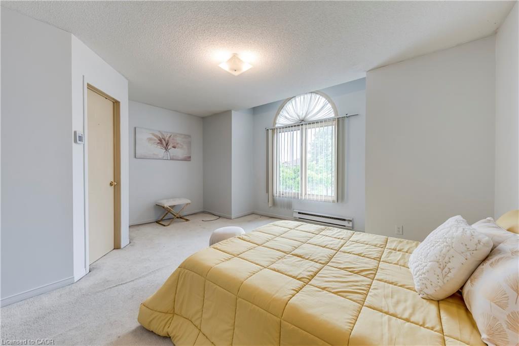 1157 Charminster Crescent, Mississauga, ON - Indoor Photo Showing Bedroom