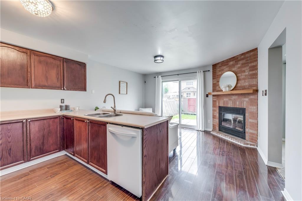 1157 Charminster Crescent, Mississauga, ON - Indoor With Fireplace