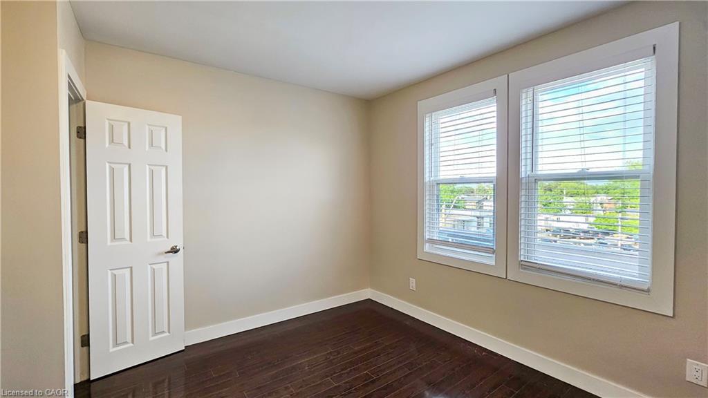 403-1544 King Street E, Hamilton, ON - Indoor Photo Showing Other Room