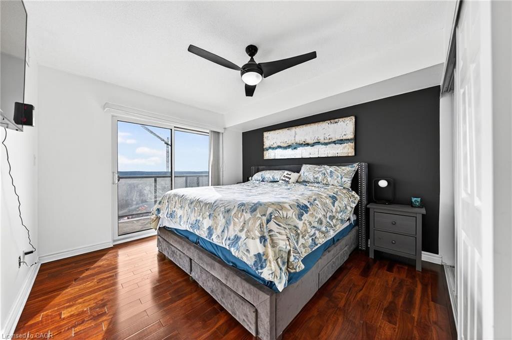 810-237 King Street W, Cambridge, ON - Indoor Photo Showing Bedroom