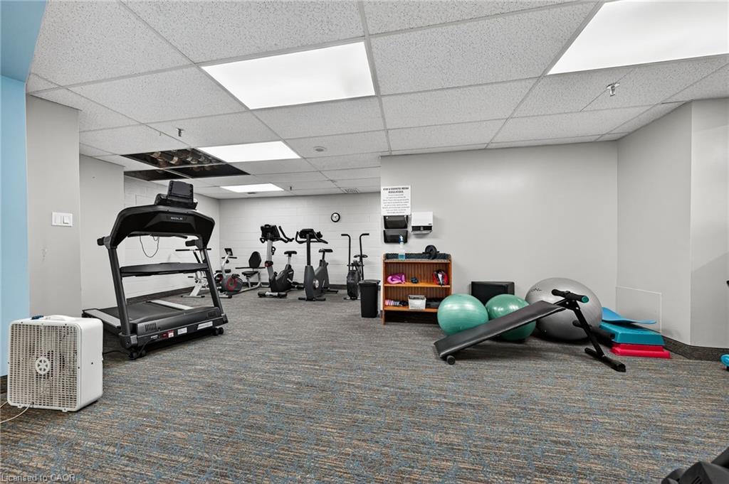 810-237 King Street W, Cambridge, ON - Indoor Photo Showing Gym Room