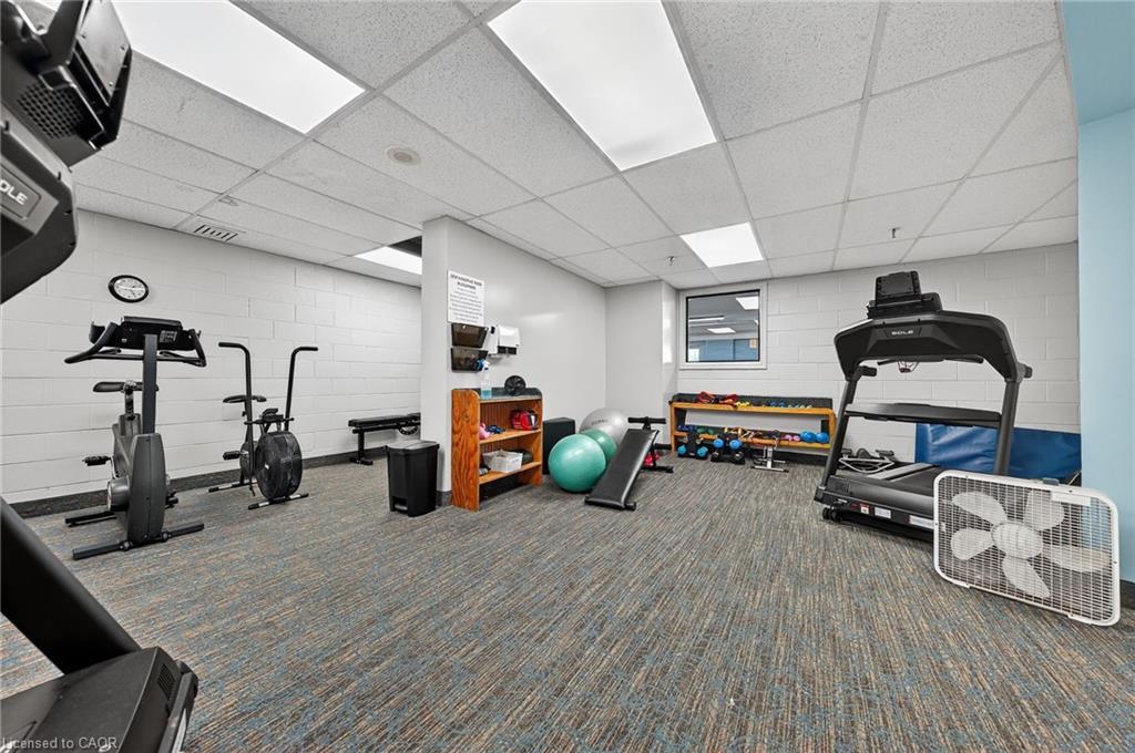 810-237 King Street W, Cambridge, ON - Indoor Photo Showing Gym Room