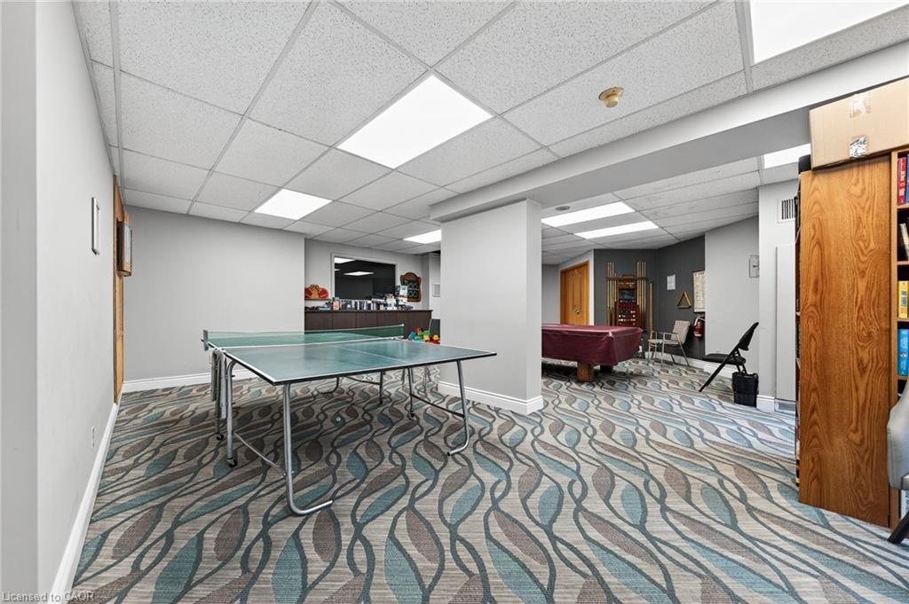 810-237 King Street W, Cambridge, ON - Indoor