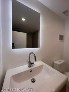 2-286 East 45Th Street, Hamilton, ON - Indoor Photo Showing Bathroom