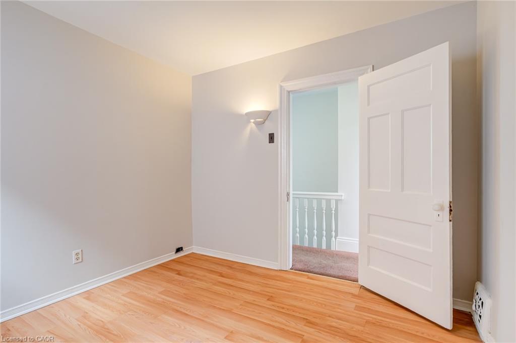 53 Sherman Avenue N, Hamilton, ON - Indoor Photo Showing Other Room