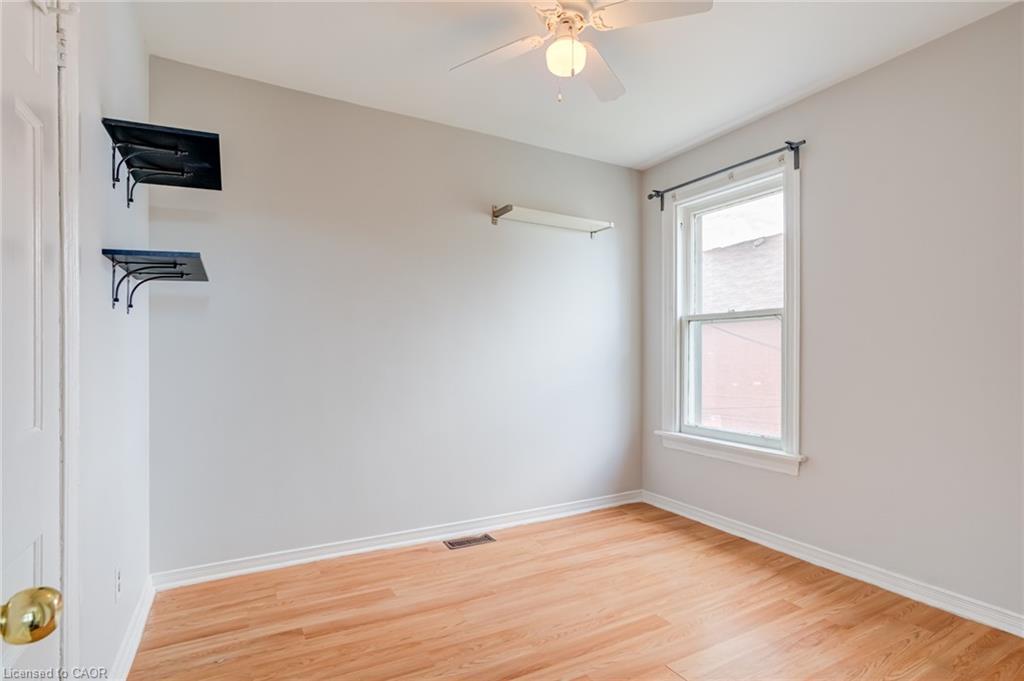 53 Sherman Avenue N, Hamilton, ON - Indoor Photo Showing Other Room