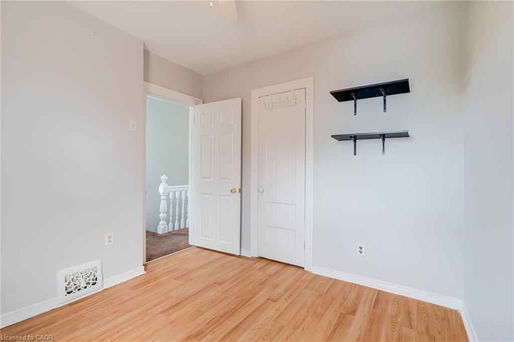 53 Sherman Avenue N, Hamilton, ON - Indoor Photo Showing Other Room