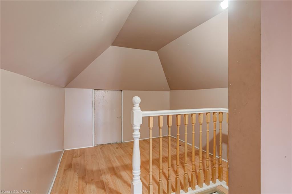 53 Sherman Avenue N, Hamilton, ON - Indoor Photo Showing Other Room