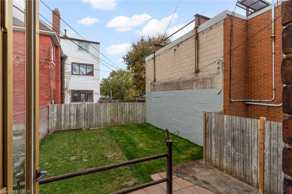 53 Sherman Avenue N, Hamilton, ON - Outdoor With Exterior