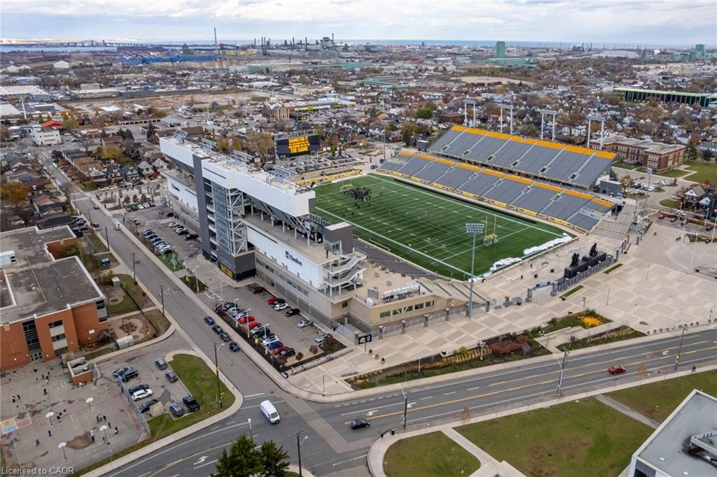 53 Sherman Avenue N, Hamilton, ON - Outdoor With View