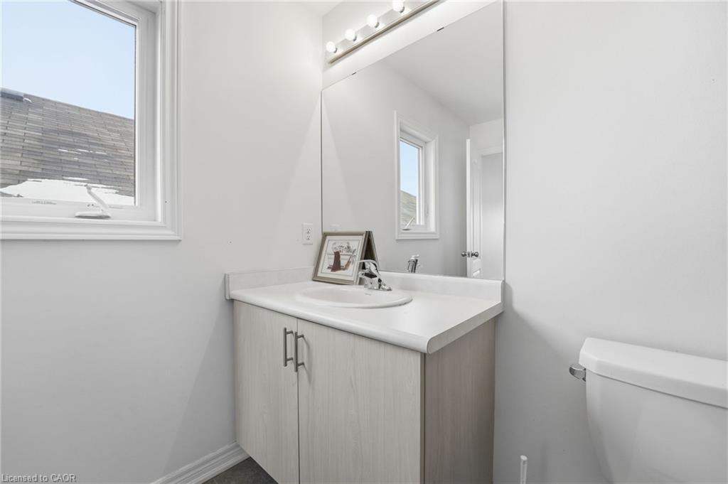 415 Krotz Street W, Listowel, ON - Indoor Photo Showing Bathroom