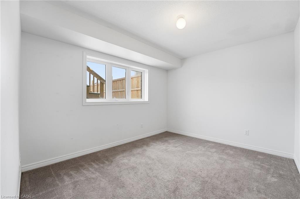 415 Krotz Street W, Listowel, ON - Indoor Photo Showing Other Room