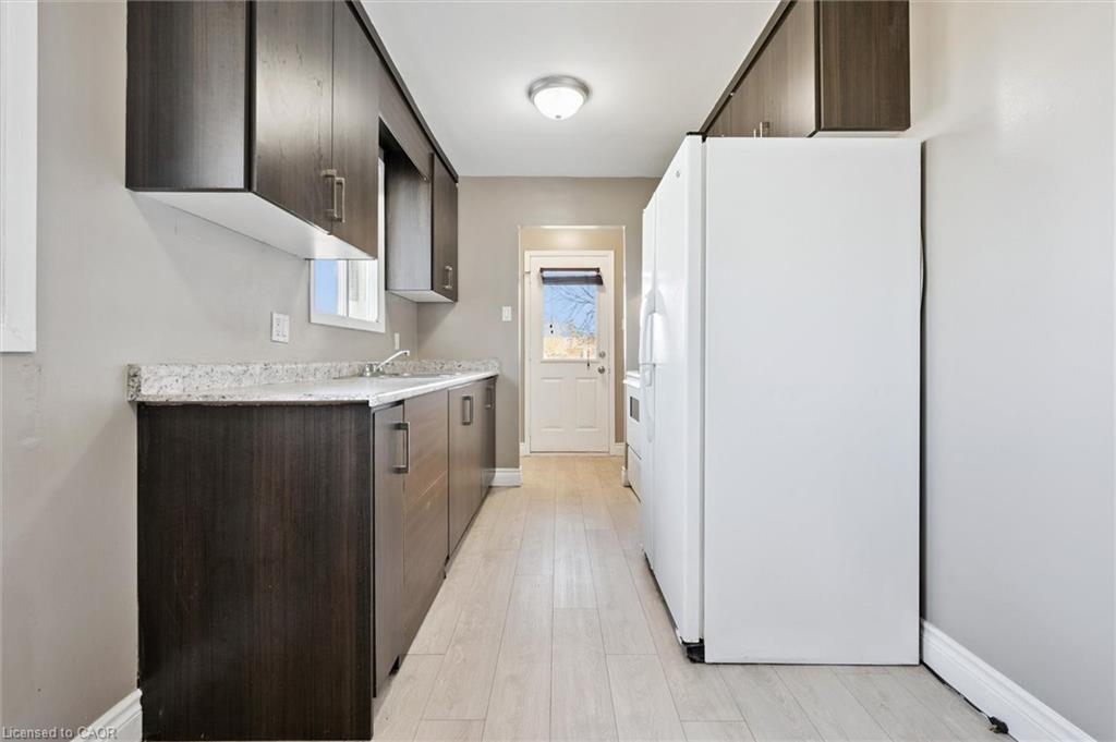 B-501 Kingscourt Drive, Waterloo, ON - Indoor Photo Showing Other Room