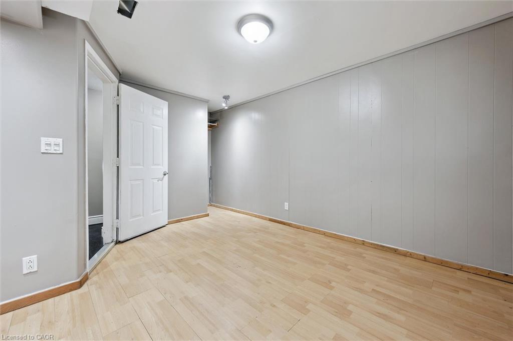 B-501 Kingscourt Drive, Waterloo, ON - Indoor Photo Showing Other Room