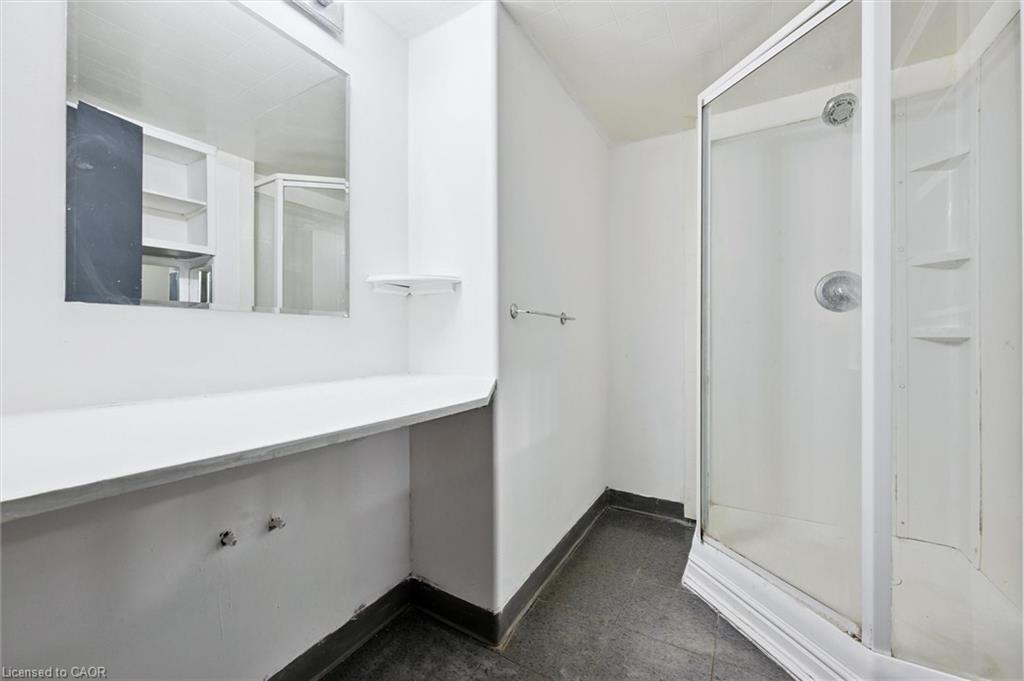 B-501 Kingscourt Drive, Waterloo, ON - Indoor