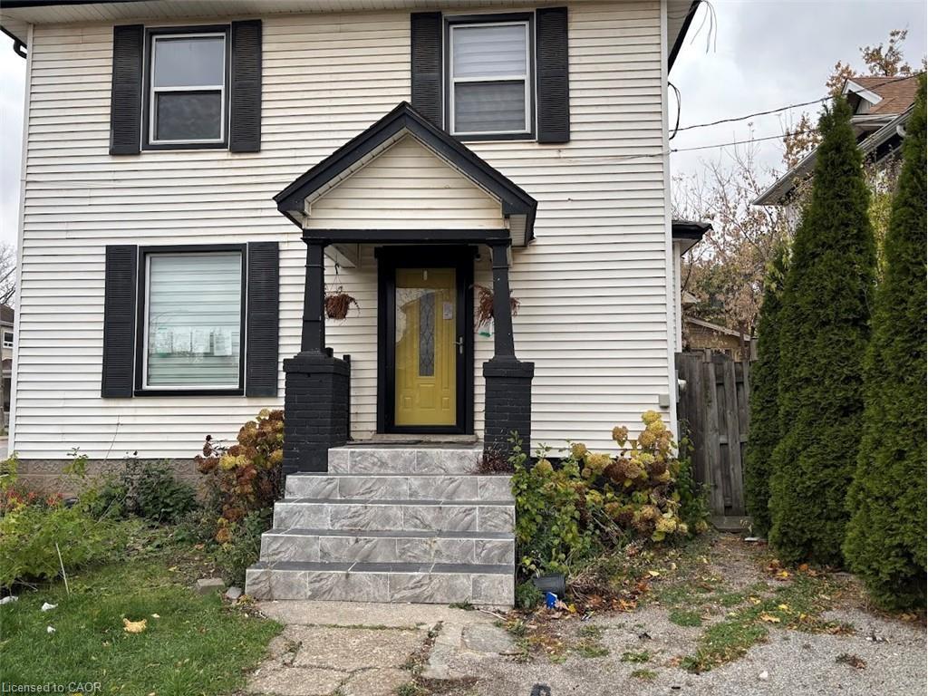 4789 St Clair Avenue, Niagara Falls, ON - Outdoor