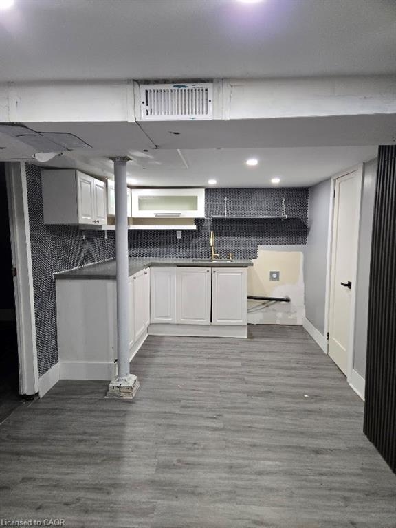 4789 St Clair Avenue, Niagara Falls, ON - Indoor Photo Showing Other Room