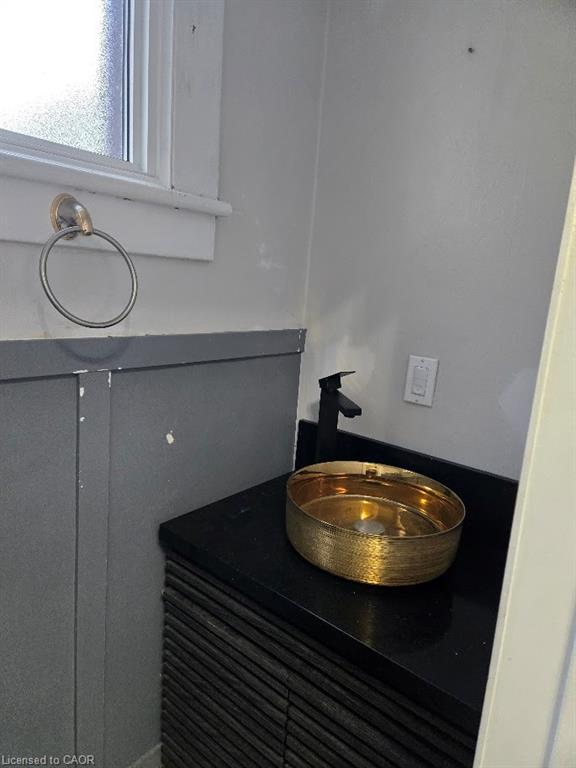 4789 St Clair Avenue, Niagara Falls, ON - Indoor