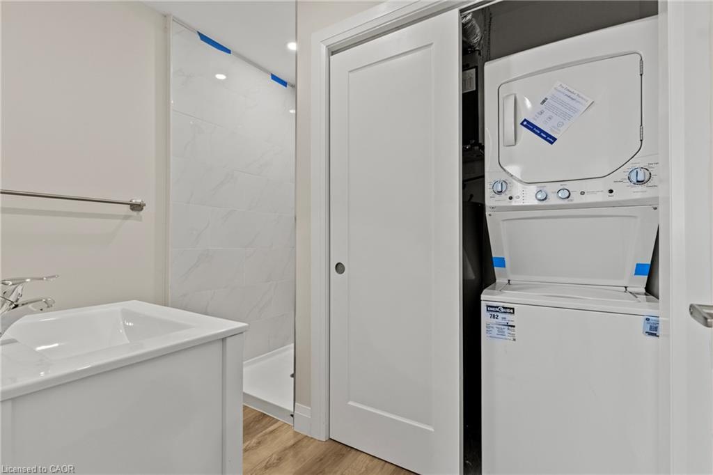 3-65 Chelsea Street, St. Catharines, ON - Indoor Photo Showing Laundry Room