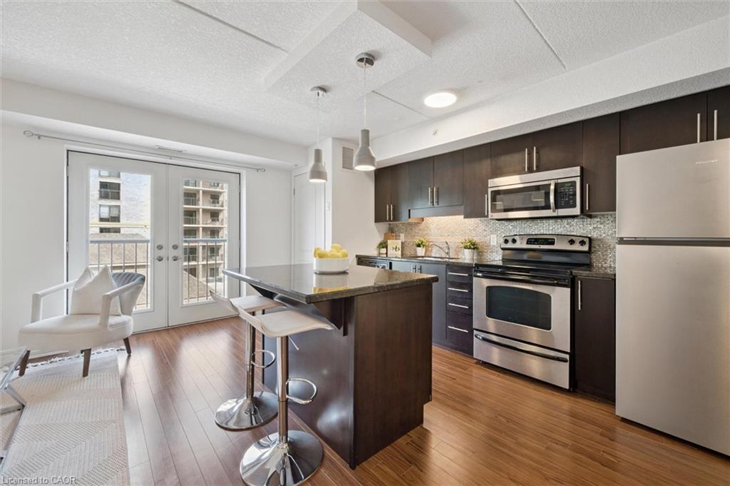 307-776 Laurelwood Drive, Waterloo, ON - Indoor Photo Showing Kitchen With Stainless Steel Kitchen