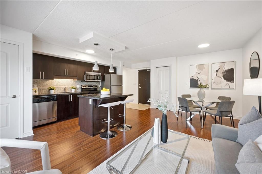 307-776 Laurelwood Drive, Waterloo, ON - Indoor Photo Showing Kitchen With Stainless Steel Kitchen