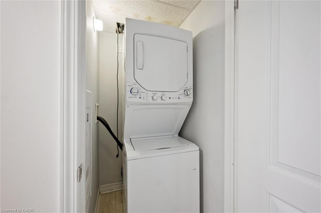 307-776 Laurelwood Drive, Waterloo, ON - Indoor Photo Showing Laundry Room