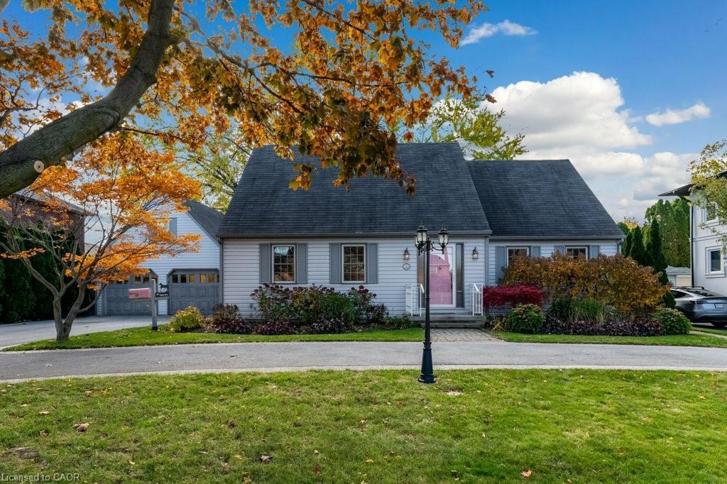 24 Lake Street, Grimsby, ON - Outdoor With Facade