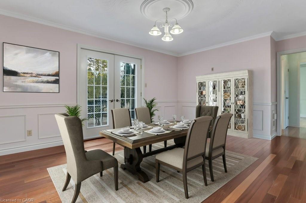 24 Lake Street, Grimsby, ON - Indoor Photo Showing Dining Room