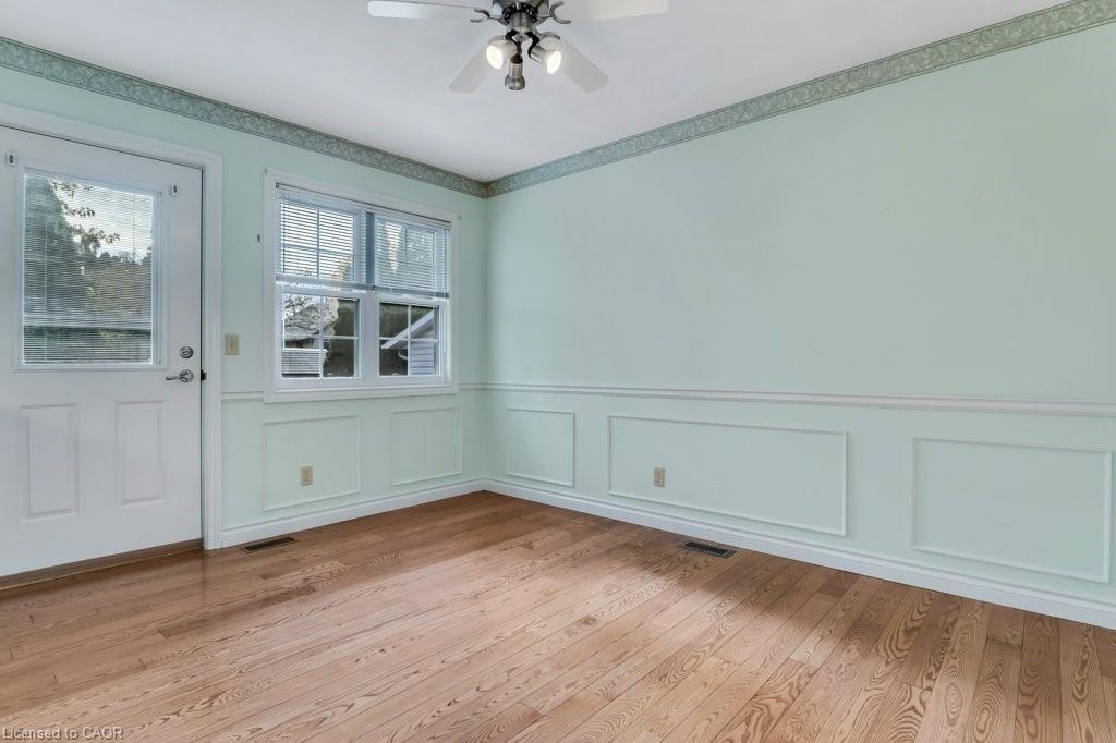 24 Lake Street, Grimsby, ON - Indoor Photo Showing Other Room