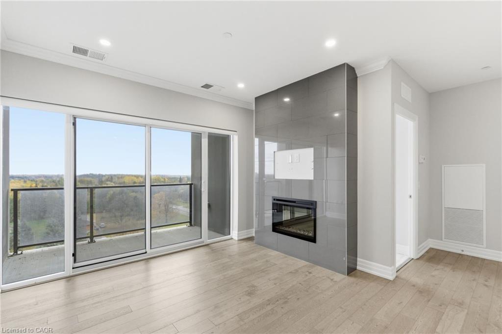 814-1878 Gordon Street, Guelph, ON - Indoor With Fireplace