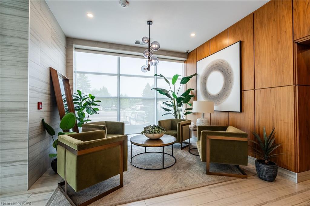 814-1878 Gordon Street, Guelph, ON - Indoor