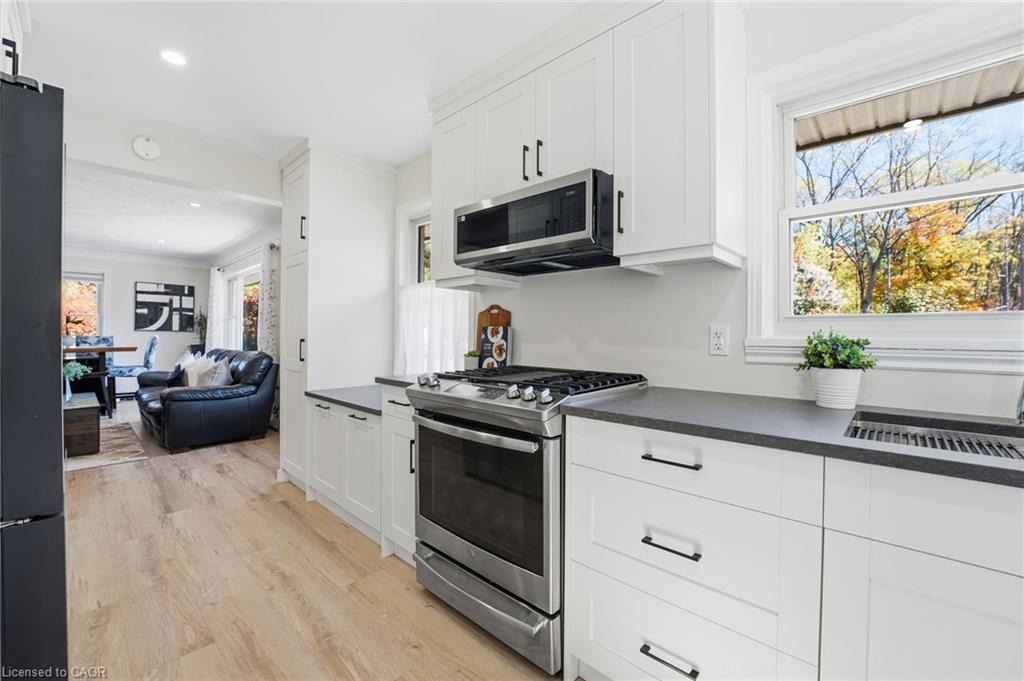 1822 Spragues Road, Ayr, ON - Indoor Photo Showing Kitchen