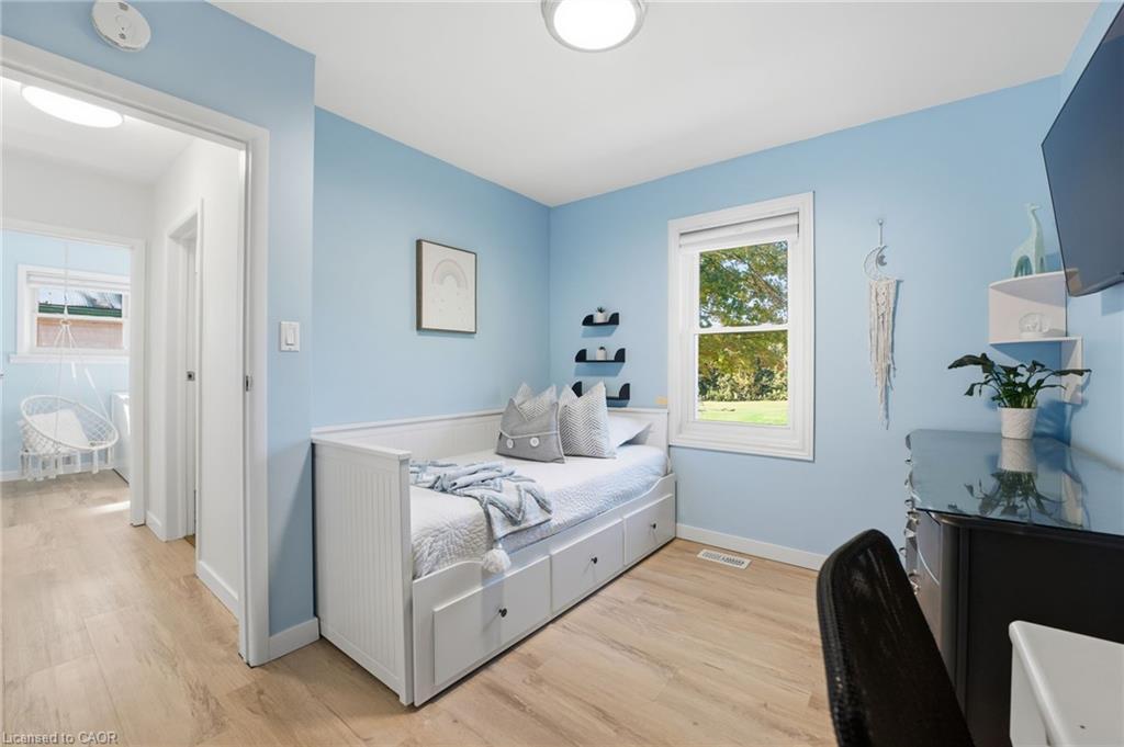 1822 Spragues Road, Ayr, ON - Indoor Photo Showing Bedroom