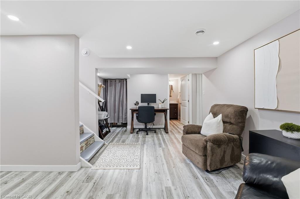 1822 Spragues Road, Ayr, ON - Indoor