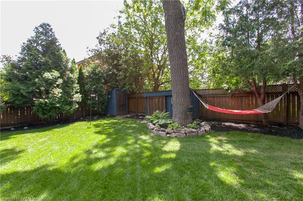 2154 Caroline Street, Burlington, ON - Outdoor With Backyard
